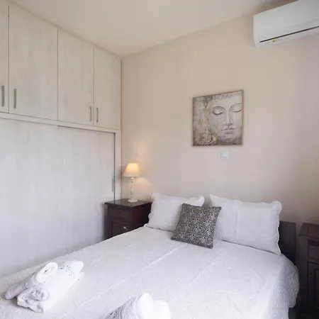 Appartement ,3km From